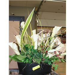 SHOWHOME ARTIFICIAL FLORAL ARRANGEMENT