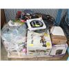Image 1 : PALLET OF STORE RETURNS INCL SMALL APPLIANCES,