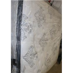 KING SIZE STEARNS AND FOSTER PILLOWTOP MATTRESS