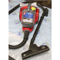 DIRT DEVIL CYCLONIC VACUUM