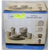 Image 1 : MAINSTAYS 16PC DINNERWARE SET - TAUPE COLOR