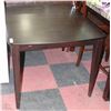 Image 1 : WOOD KITCHEN TABLE WITH BUTTERFLY LEAF