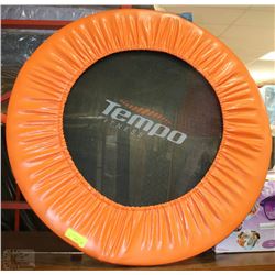 TEMPO FITNESS TRAMPOLINE