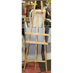 WOOD PAINTERS EASEL