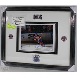 LARGE CONNOR MCDAVID GUARANTEED AUTHENTIC
