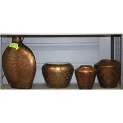 LOT OF 4 SHOWHOME DECOR VASES