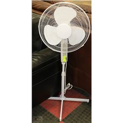 NEW MAINSTAYS OSCILLATING STAND FAN ,3 SPEEDS