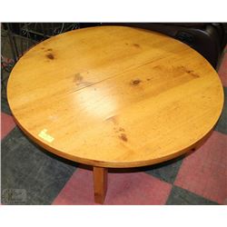 VINTAGE SOLID WOOD COFFEE TABLE 32" DIAMETER