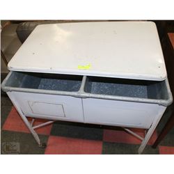 PORTABLE METAL WASH TUB