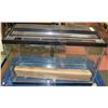 Image 1 : AQUARIUM WITH LID AND BRAND NEW LIGHT