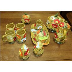VINTAGE POPPY TEA SET INCL TEA POTS, 4 CUPS,