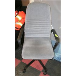 SIMO DOW EXECUTIVE OFFICE CHAIR