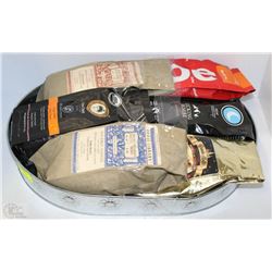 SERVING TRAY WITH 6 BAGS OF ASSORTED COFFEES