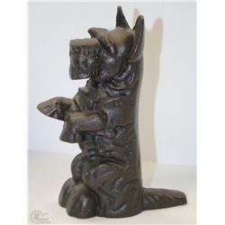 VINTAGE CAST IRON SCHNAUZER DOG DOORSTOP (7"H)