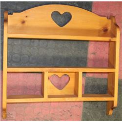 MAPLE HANGING WOODEN HEART SHELF