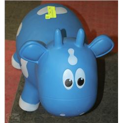 KIDS FARM HOPPERS COW