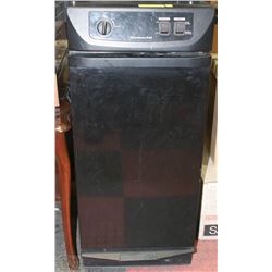 KITCHENAID COMPACT TRASH COMPACTOR