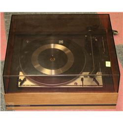 DUAL TURN TABLE WITH NEEDLE