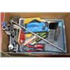 Image 1 : BOX OF NEW AND USED PAINTING SUPPLIES