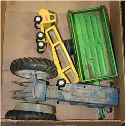 FLAT OF 1:16 TRACTOR AND TRAILERS
