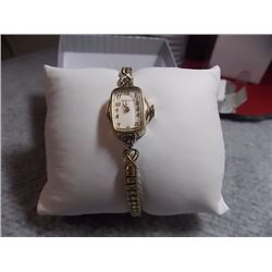 VINTAGE 1960'S  "CARAVELLE" WATCH STAINLESS STEEL WITH GOLD PLATE