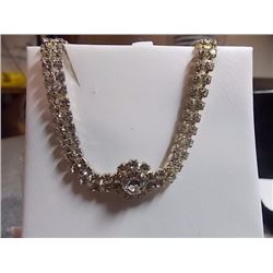 NECKLACE- RHINESTONE IN SILVER