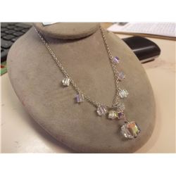 NECKLACE SWAROVSKI CRYSTAL CUBES - RETAIL APPROX. $65