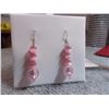 Image 1 : EARRINGS- PINK CABASHON DANGLE STYLE