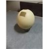 Image 5 : REAL OSTRITCH  EGG SHELL WITH GLASS STAND - FROM AUSTRALLIA 1974