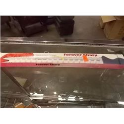 VINTAGE "FOREVER SHARP KNIFE" IN ORIGINAL BOX