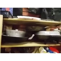 SHELF OF ELECTRIC FRYPAN & POTS