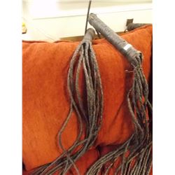 LEATHER WHIP - CAT'O 9 - 10 STAND