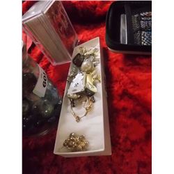 LOT OF ASSORTED RHINESTONE JEWELRY -