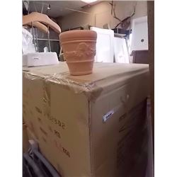 CASE OF CLAY PLANT POTS