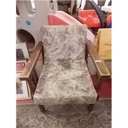 UPHOLSTERED AND WOOD ARM CHAIR