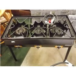 AUTO IGNITION 3 BURNER PROPANE COOKER - 31" X 29" TALL