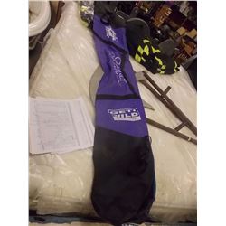 NEW CLEARLY CANADIAN SNOW BOARD/ SKI CARRY BAG