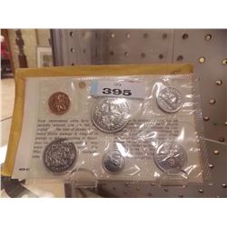 COINS - UNCIRCULATED - WITH WRITE UP - COINS SET