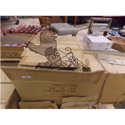 CASE OF NEW MERCHANDISE - METAL WALL HANGINGS