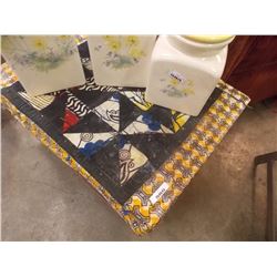 HAND MADE TABLE TOP THROW