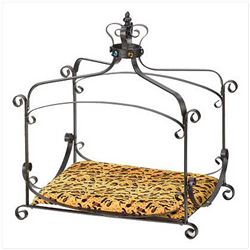 Royal Splendor Pet Bed