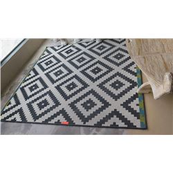 78X79 Black & White Geometric Patterned Rug - Used/Worn Condition