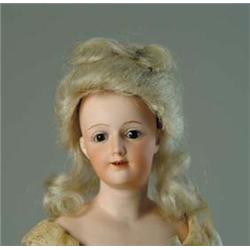 18" GEB. HEUBACH SMILING LADY #7925.  