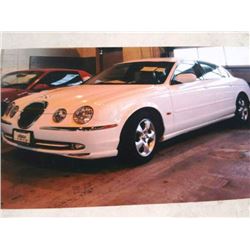 2000 JAGUAR S-TYPE 4-DOOR