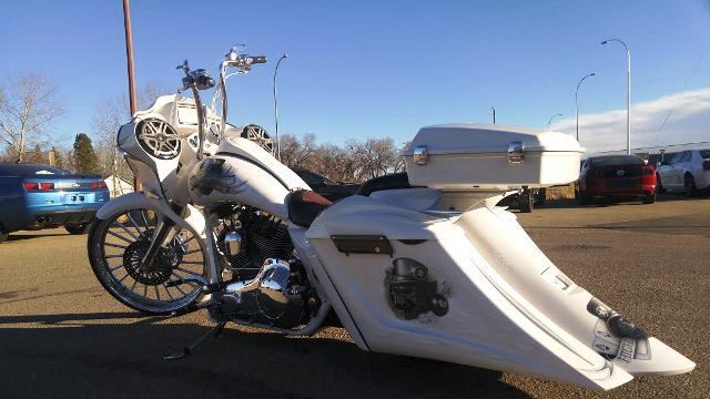 Harley Davidson Red Deer >> 2016 HARLEY DAVIDSON ROAD GLIDE CUSTOM BAGGER Harley Davidson Red Deer >> 2016 HARLEY DAVIDSON ROAD GLIDE CUSTOM BAGGER