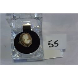 CAMEO STYLE LADIES RING