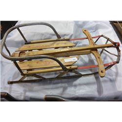 VINTAGE KIDS SLED