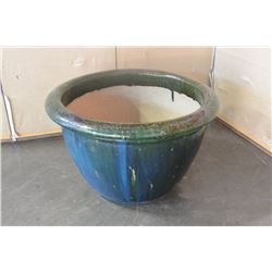 LARGE GREEN OUTDOOR PLANTER