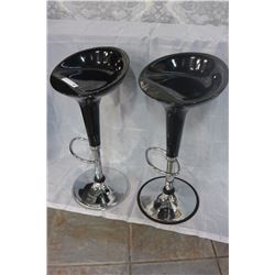 PAIR OF BLACK AND CHROME BARSTOOLS