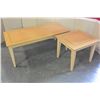 Image 2 : 2-PIECE MAPLE COFFEE TABLE SET